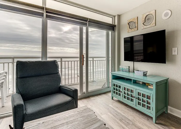 Oceanfront North Myrtle Beach Gem Pools Access!