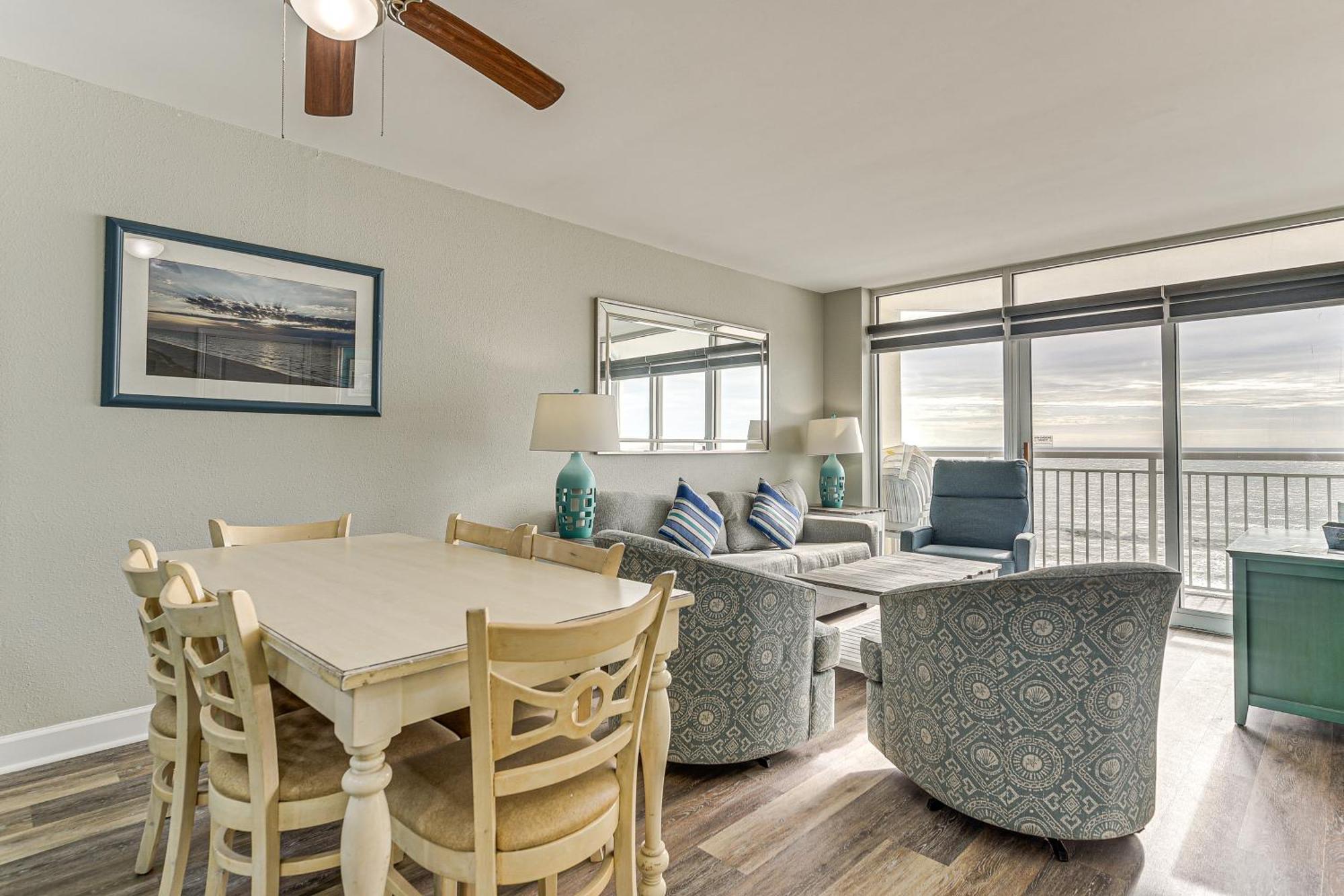 Oceanfront North Myrtle Gem Pools Access! Apartment