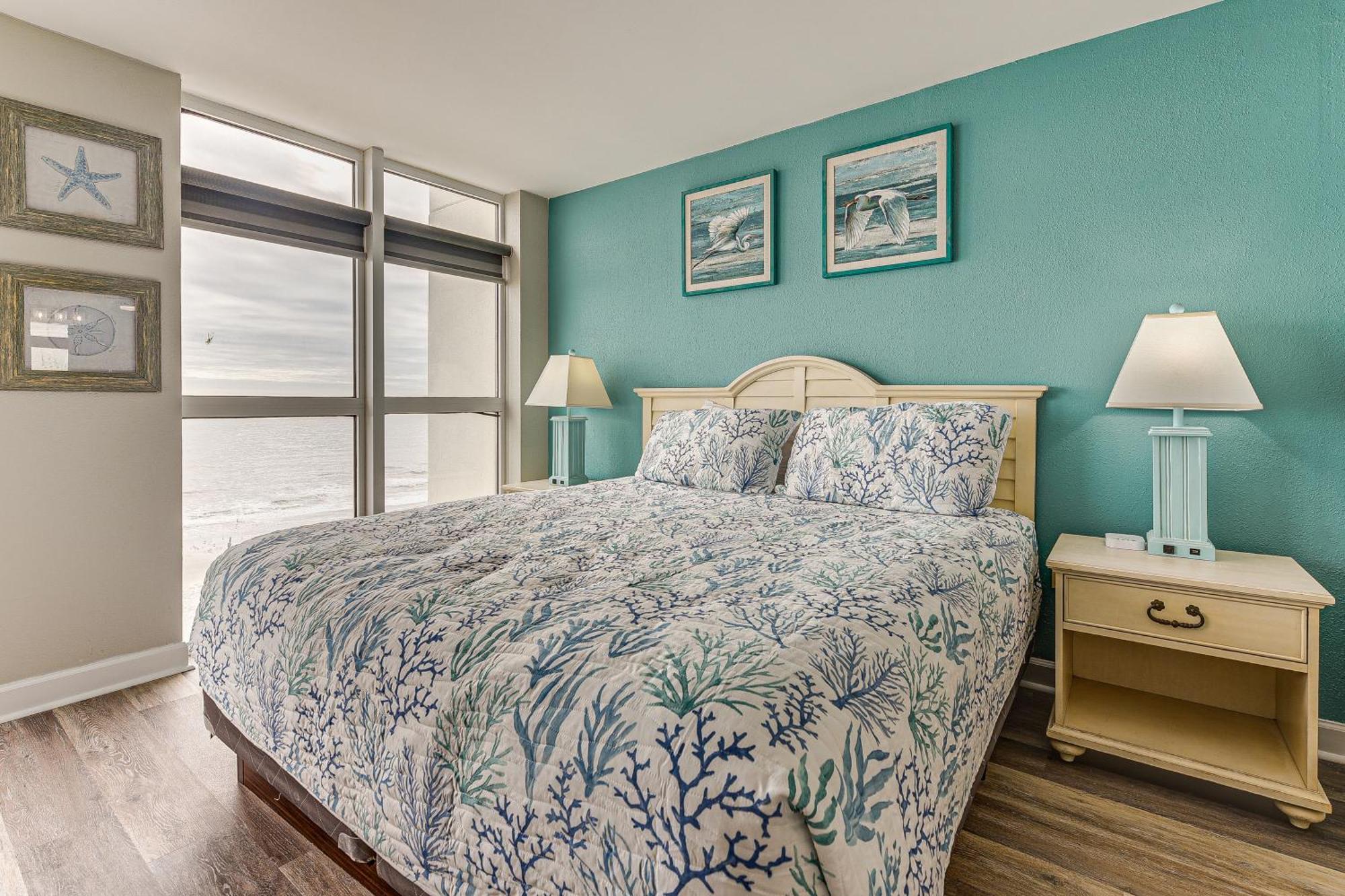 Apartment Oceanfront North Myrtle Gem Pools Access!